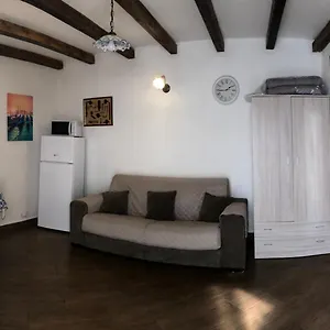 patriziahome-palermo.sicilyhotelsitaly.net/