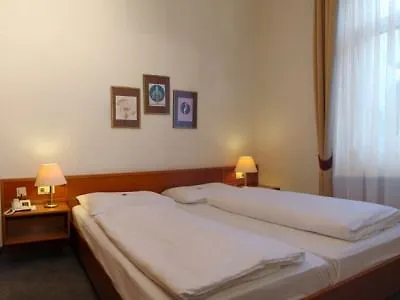 Theater Hotel Salisburgo 4*,